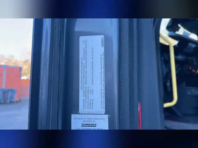 2023 Freightliner Cascadia 126