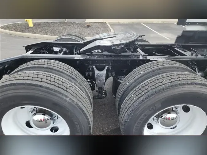 2022 INTERNATIONAL LT