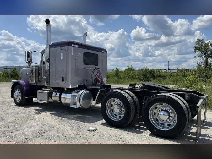 2019 Peterbilt 389