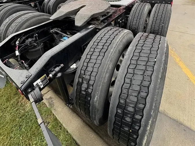 2021 PETERBILT 579