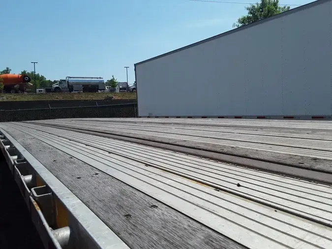2015 UTILITY TRAILERS FS2CHA 48/102
