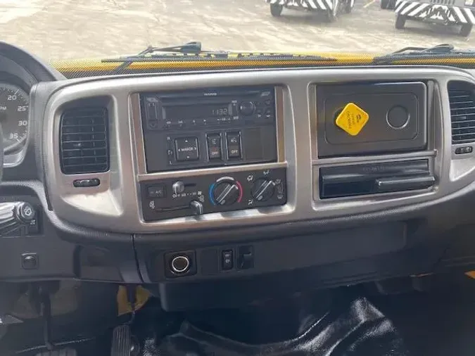 2020 Hino 268A