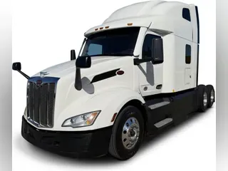 2021 Peterbilt 579