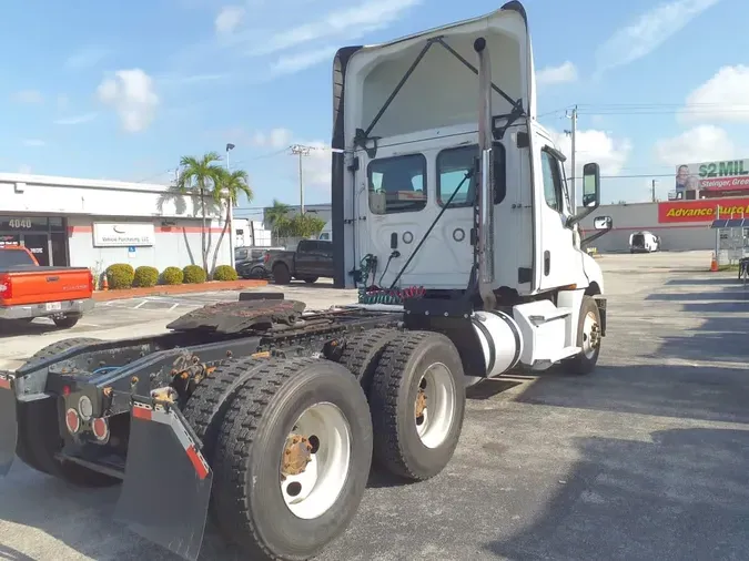 2020 FREIGHTLINER NEW CASCADIA PX12664