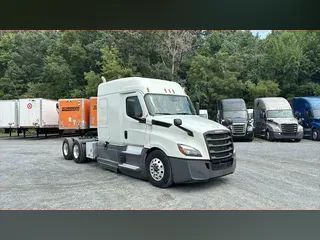2022 Freightliner Cascadia 126