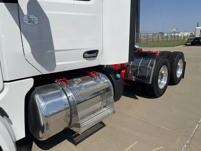 2022 Peterbilt 567