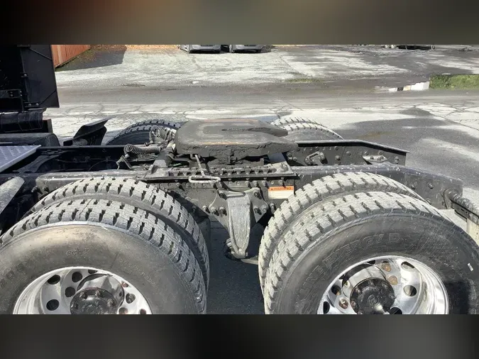 2020 Freightliner Cascadia 126f20e2a2323c06d83745caefedce645c8