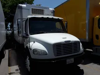 2014 Freightliner M2 106