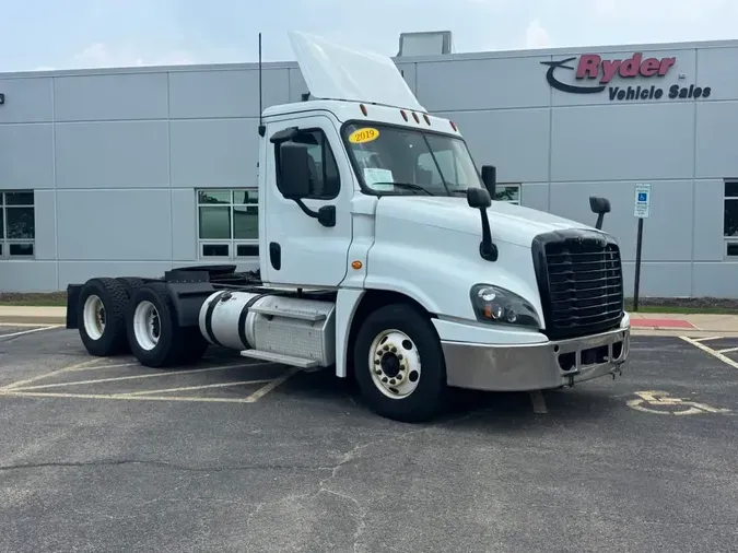 2019 FREIGHTLINER/MERCEDES CASCADIA 125f215d80aa394217524ca63993d165f1b