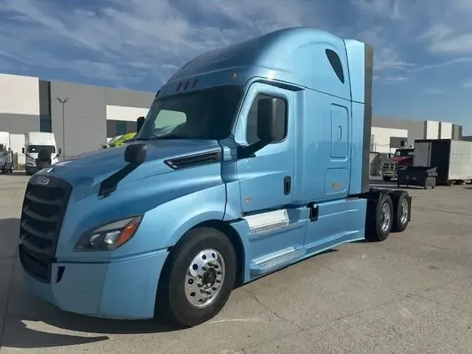 2020 Freightliner Cascadia