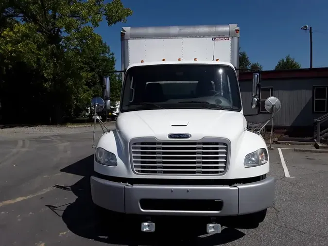 2019 FREIGHTLINER M2 106