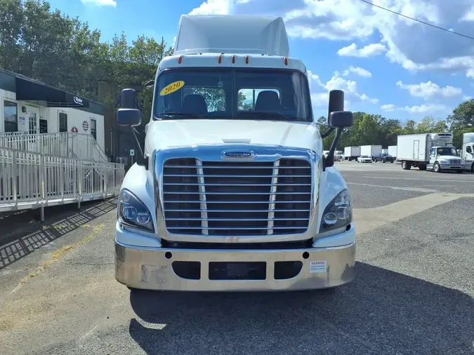 2020 FREIGHTLINER/MERCEDES CASCADIA 125f21eec3fc9607813caf9ff8cdfbc39e5