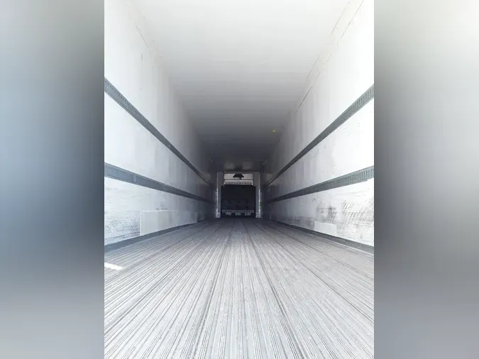 2016 VANGUARD TRAILER CORP R8000B 53/102/162