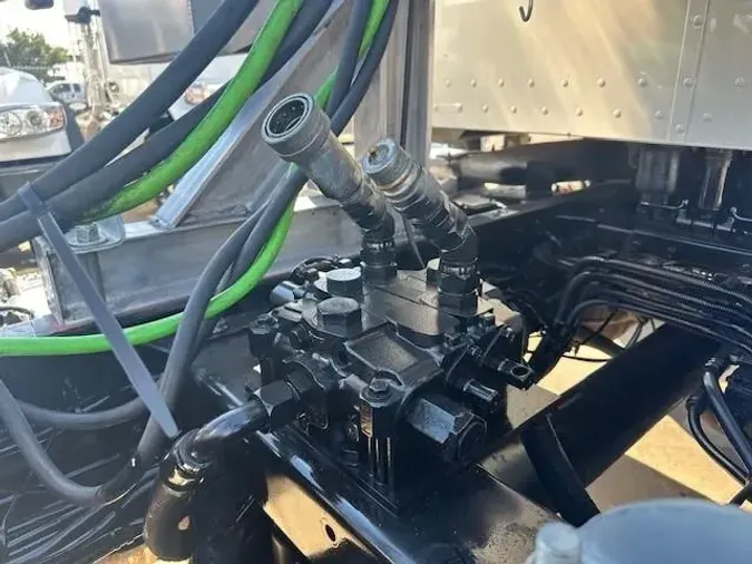2021 Peterbilt 389
