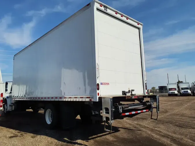 2018 FREIGHTLINER M2 106