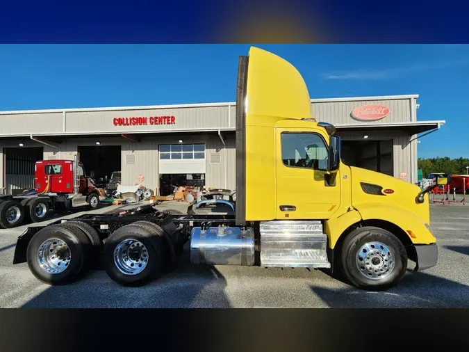 2021 Peterbilt 579
