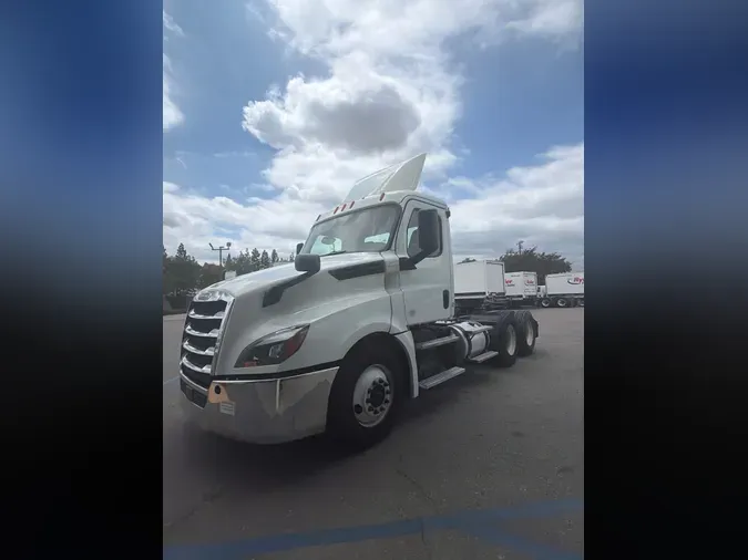 2019 FREIGHTLINER/MERCEDES NEW CASCADIA PX12664f2345456b5df580b4a0b86828eb54a0f