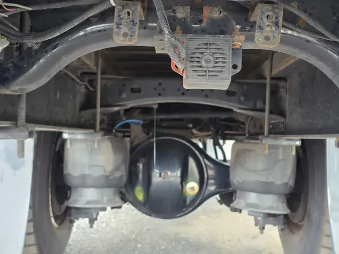 2020 FREIGHTLINER M2 106