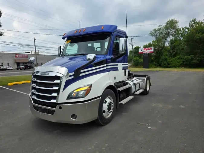 2020 FREIGHTLINER/MERCEDES NEW CASCADIA 116f23ada6c20e9677cd03cb655263657e5
