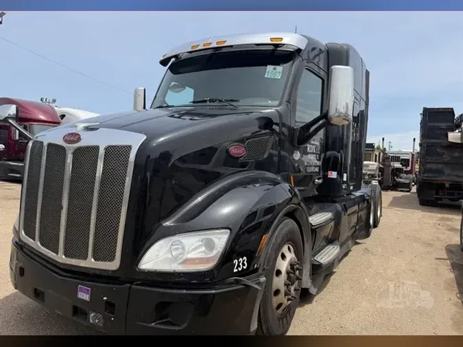 2017 PETERBILT 579f23b9810cbba65a451849a777d7b155d