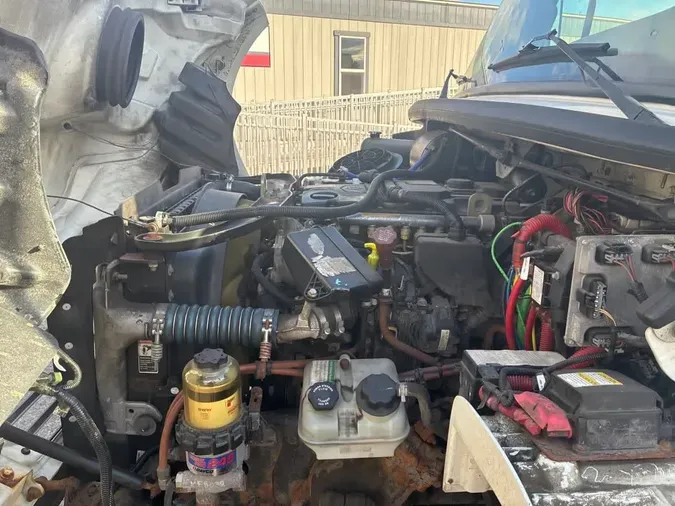 2019 FREIGHTLINER/MERCEDES M2 106