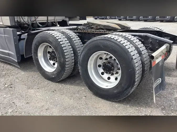 2022 Freightliner Cascadia 126f245c13903f827f6cd00ce20b8a23e2f