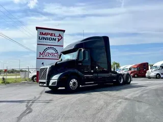2020 Volvo VNL64T760
