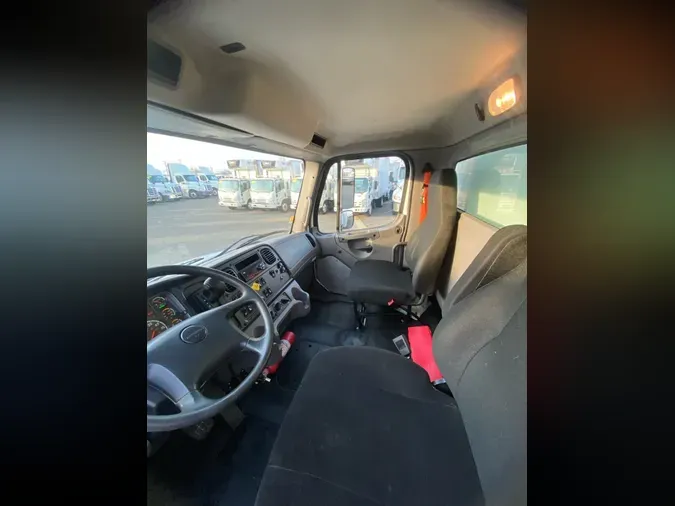 2019 FREIGHTLINER/MERCEDES M2 106f2470e7251acfa182f3433b936f67509