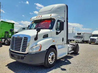 2019 FREIGHTLINER CASCADIA 113