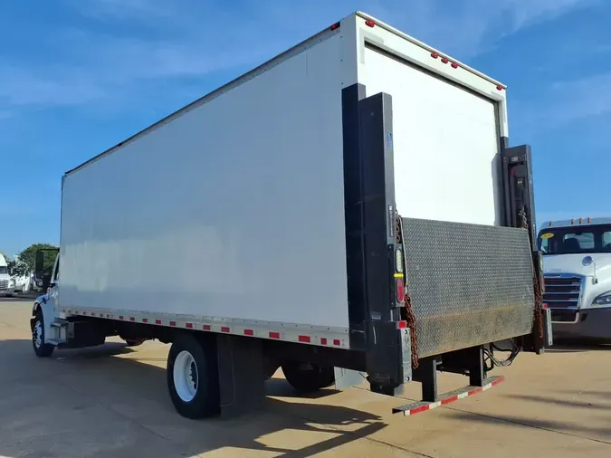 2018 FREIGHTLINER/MERCEDES M2 106