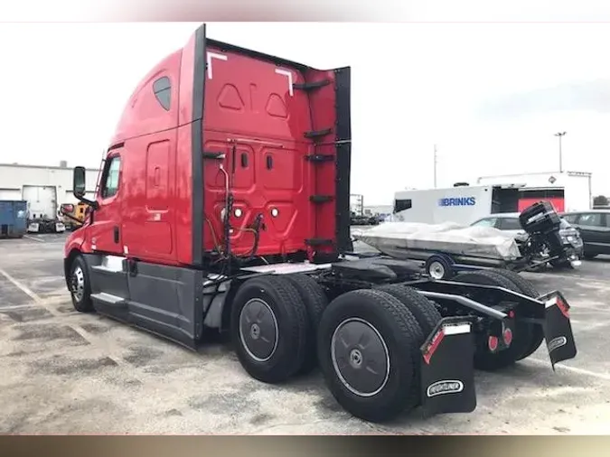 2021 Freightliner Cascadia