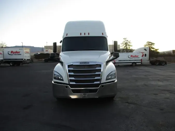 2020 FREIGHTLINER/MERCEDES NEW CASCADIA PX12664