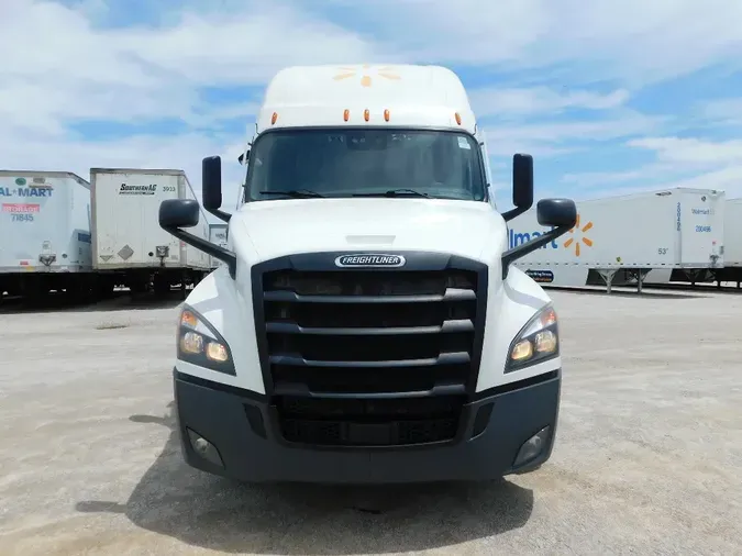 2020 FREIGHTLINER CASCADIA 126