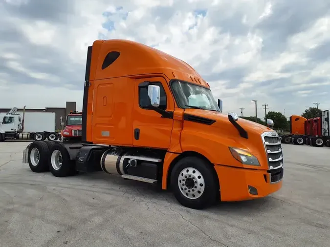 2019 FREIGHTLINER NEW CASCADIA PX12664