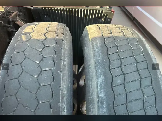 2022 VOLVO VNL64T760