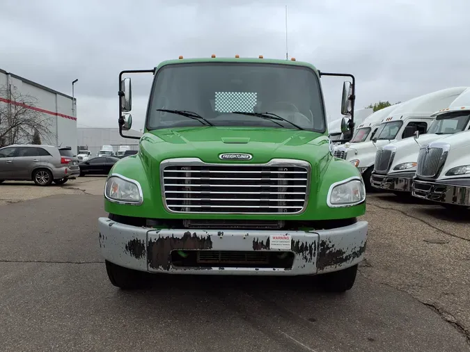 2016 FREIGHTLINER/MERCEDES M2 106