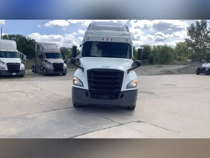 2021 Freightliner Cascadia 126f261899051676d64286f38e83a4c498f