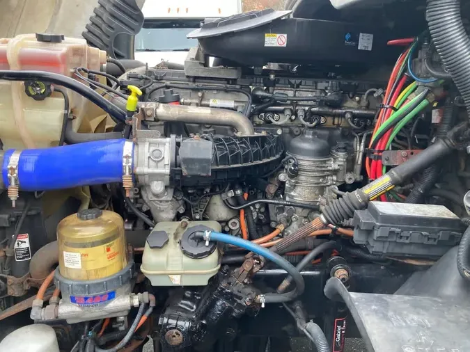 2015 FREIGHTLINER/MERCEDES CASCADIA 125f267a1be88ffccde0a342843f2fdafcd