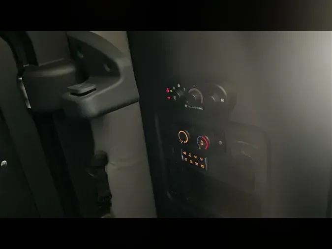 2019 FREIGHTLINER CA126