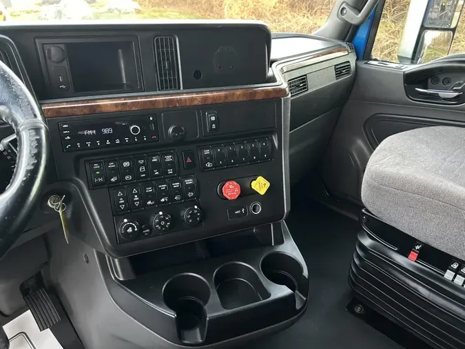 2022 International LT625f26a5da490bac7bbb646e51903c19012