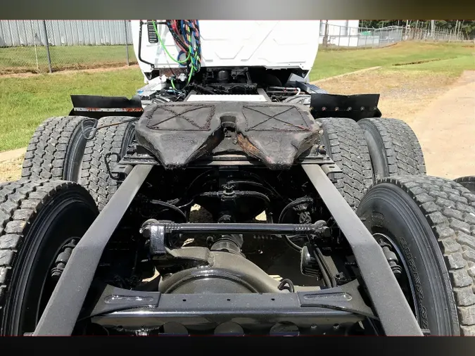 2019 INT LT625 6x4