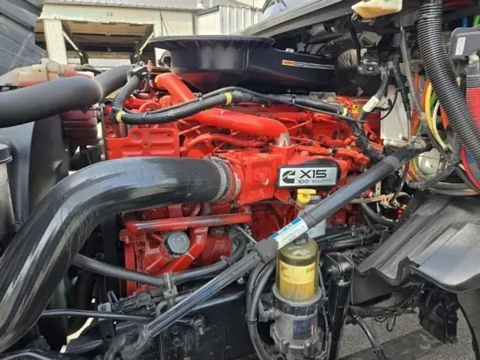 2020 International LT625
