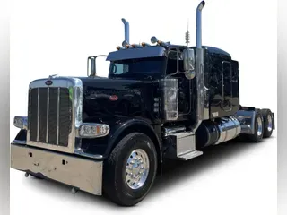 2021 Peterbilt 389