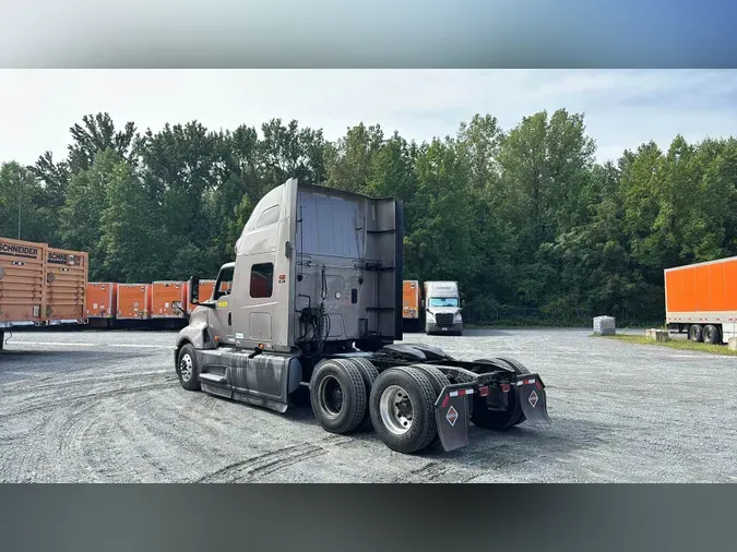 2022 International LTf2720a80882fcd76cf3f029b3ab7fb32