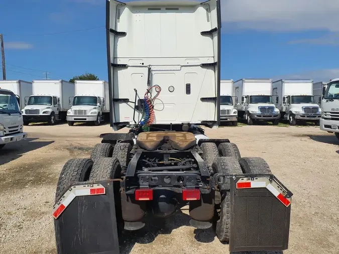 2020 NAVISTAR INTERNATIONAL LT625 SLPR CAB