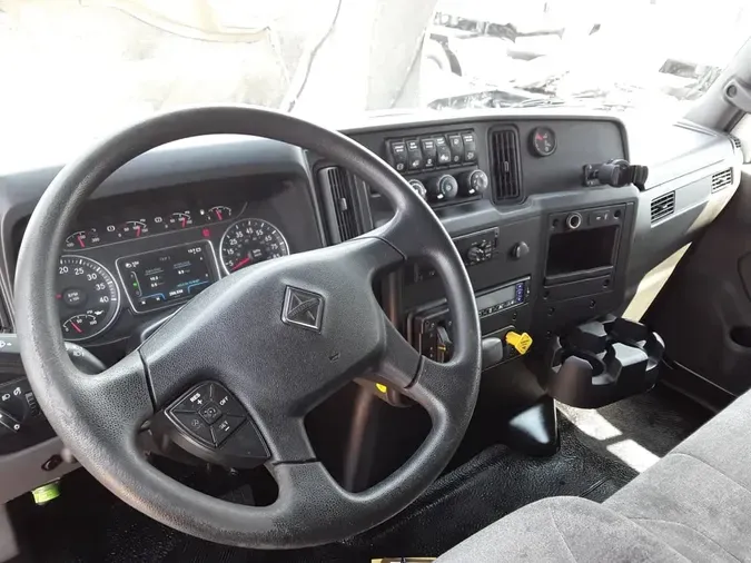 2020 NAVISTAR INTERNATIONAL MV607 (4X2)