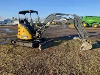 2019 John Deere 35G