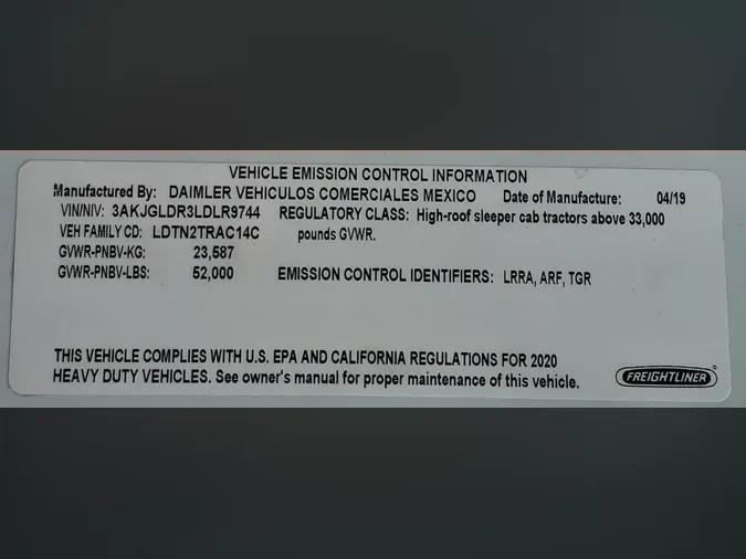 2020 FREIGHTLINER/MERCEDES CASCADIA 125
