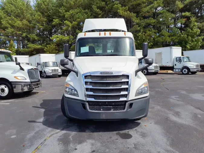 2018 FREIGHTLINER NEW CASCADIA PX12664