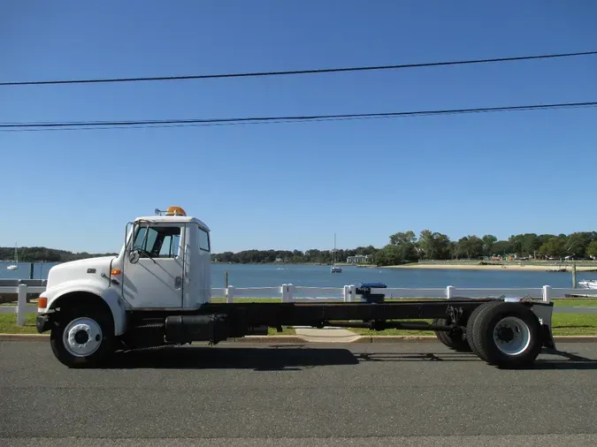 1995 INTERNATIONAL 4900